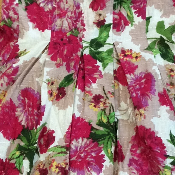 Floral Dress - Picture 2 of 5